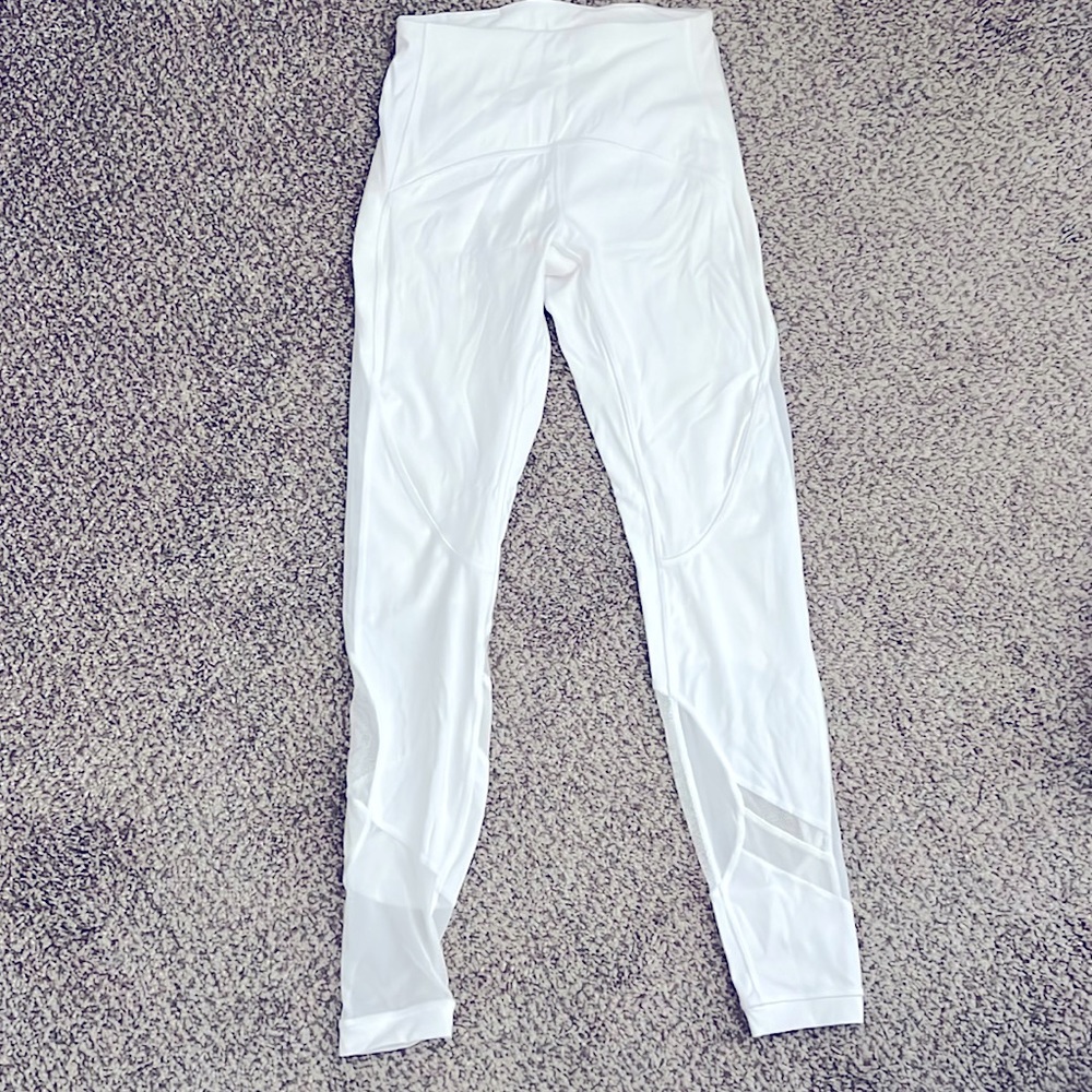 Lululemon white leggings. Size 6